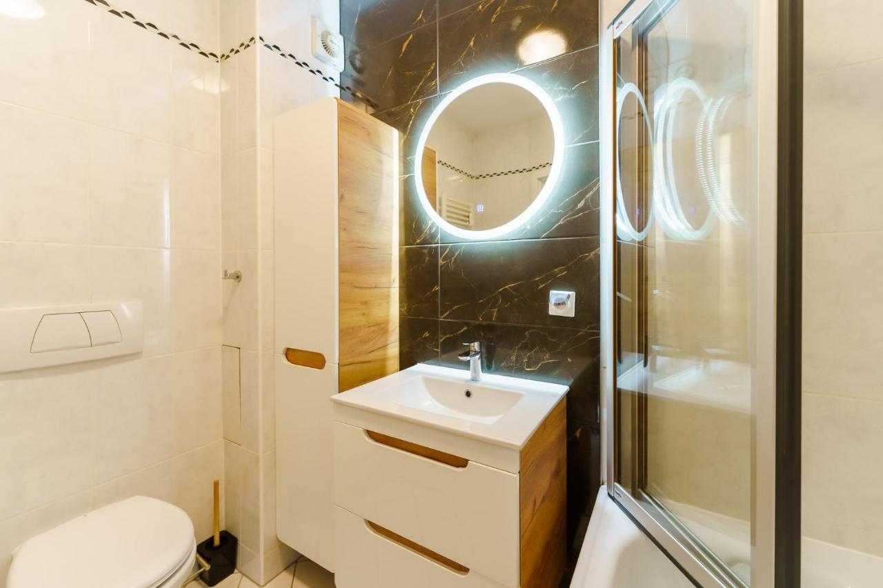 Apartament Klonowa Kołobrzeg Exteriör bild